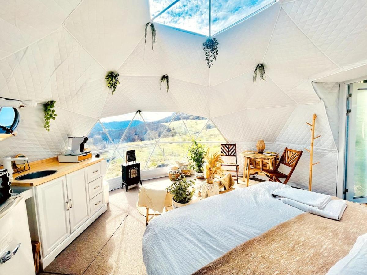 Glamping Hohe Wand - Zelt Mit Sternenfenster Und Whirlpool Hotel Maiersdorf Ngoại thất bức ảnh