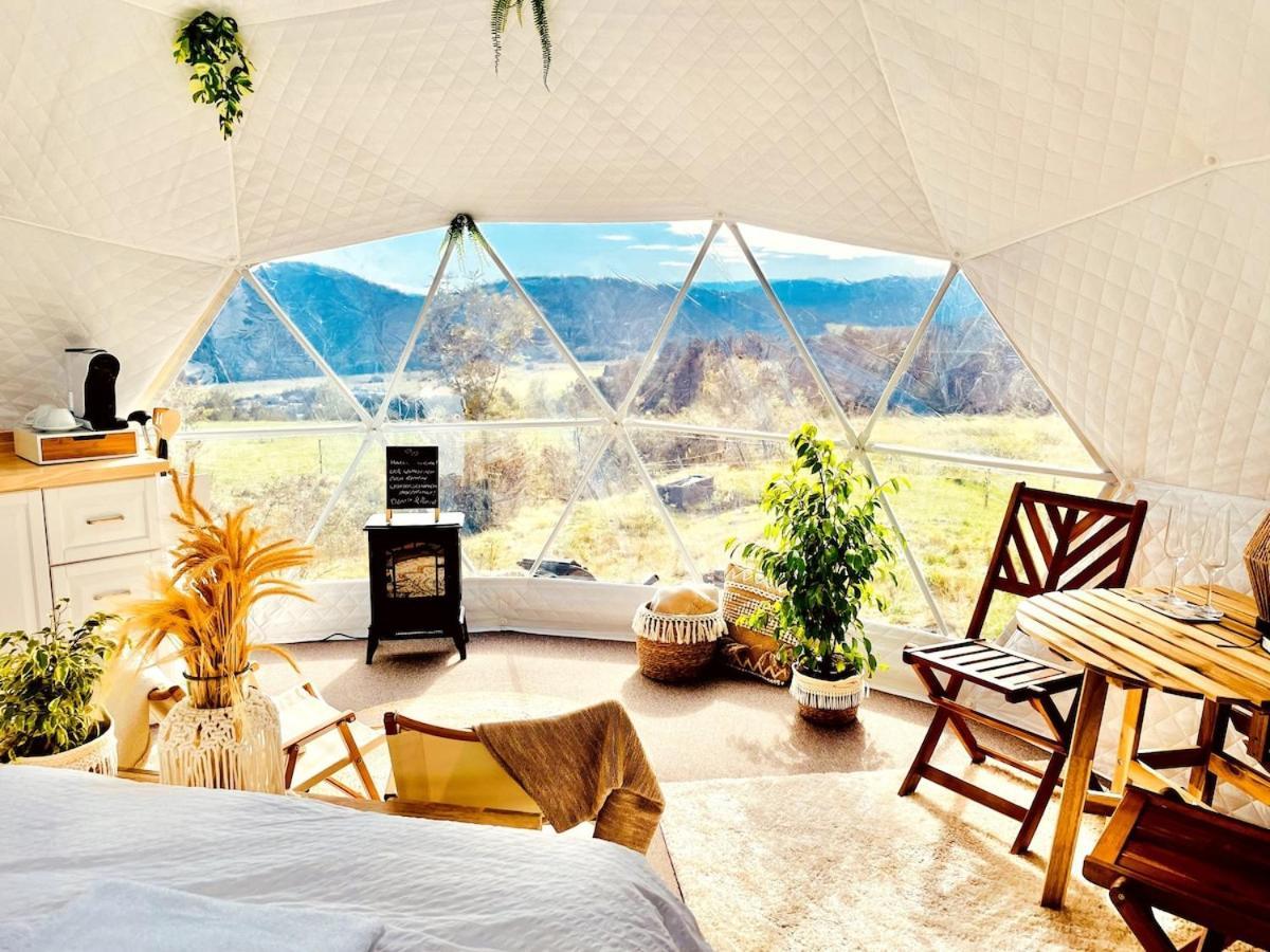 Glamping Hohe Wand - Zelt Mit Sternenfenster Und Whirlpool Hotel Maiersdorf Ngoại thất bức ảnh