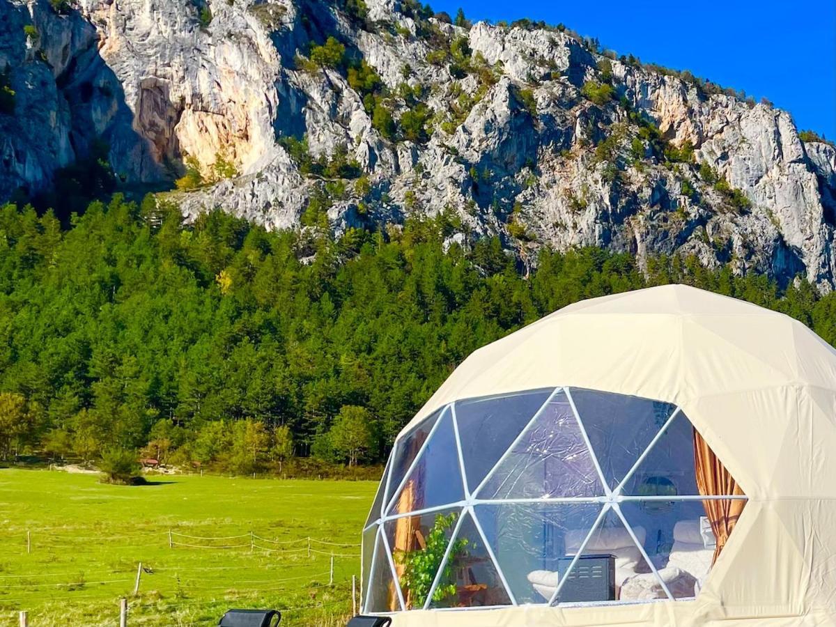 Glamping Hohe Wand - Zelt Mit Sternenfenster Und Whirlpool Hotel Maiersdorf Ngoại thất bức ảnh