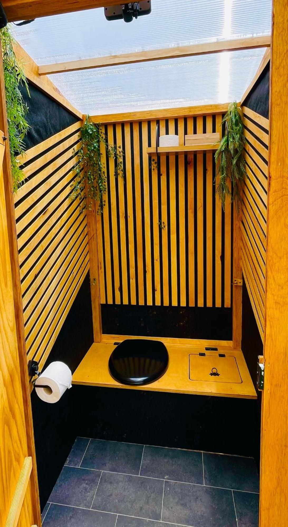 Glamping Hohe Wand - Zelt Mit Sternenfenster Und Whirlpool Hotel Maiersdorf Ngoại thất bức ảnh