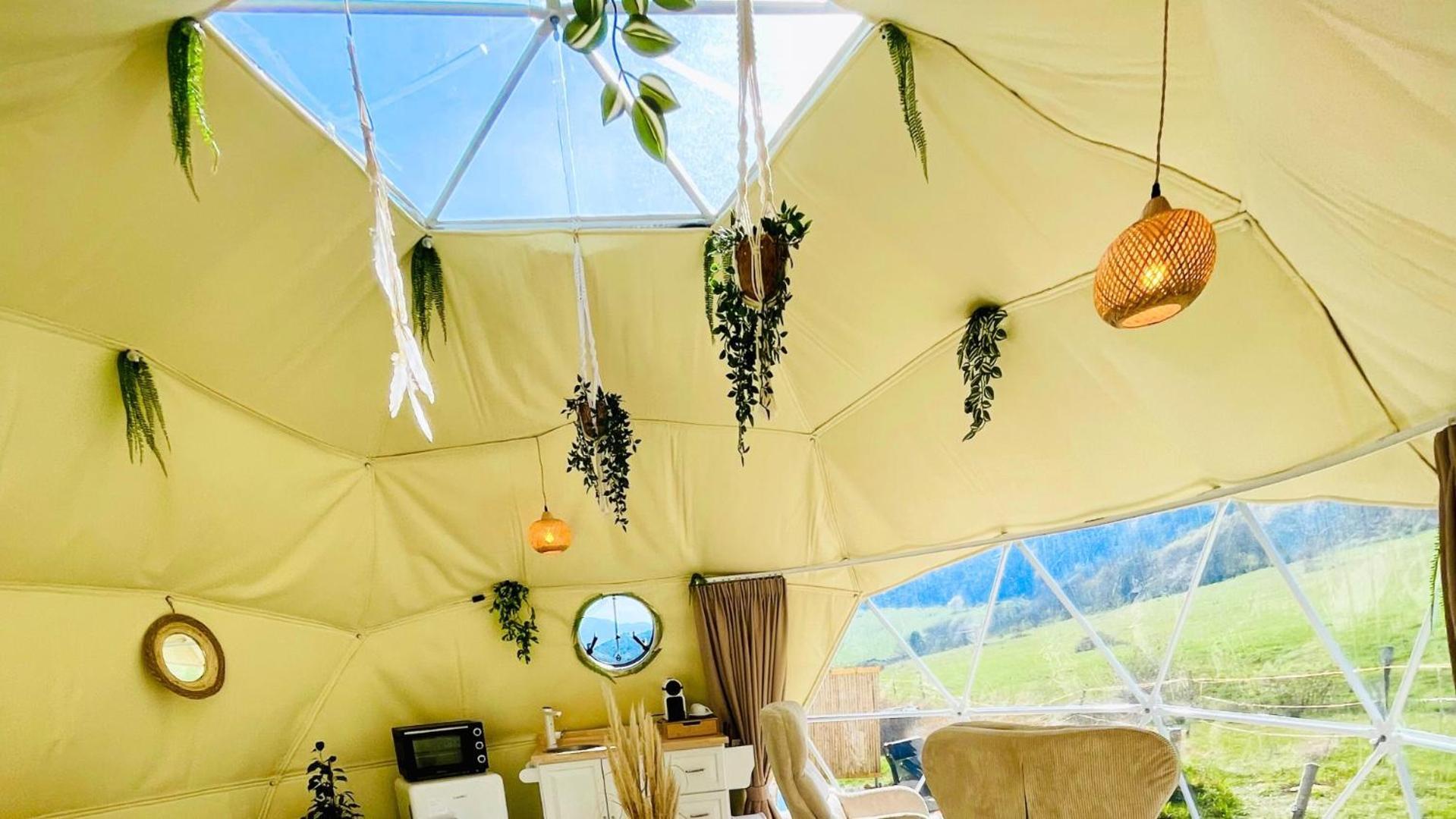 Glamping Hohe Wand - Zelt Mit Sternenfenster Und Whirlpool Hotel Maiersdorf Ngoại thất bức ảnh